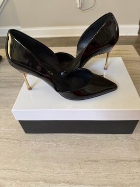 Kurt Geiger Black Patent Pointed Toe Pumps with Gold Stiletto Heel